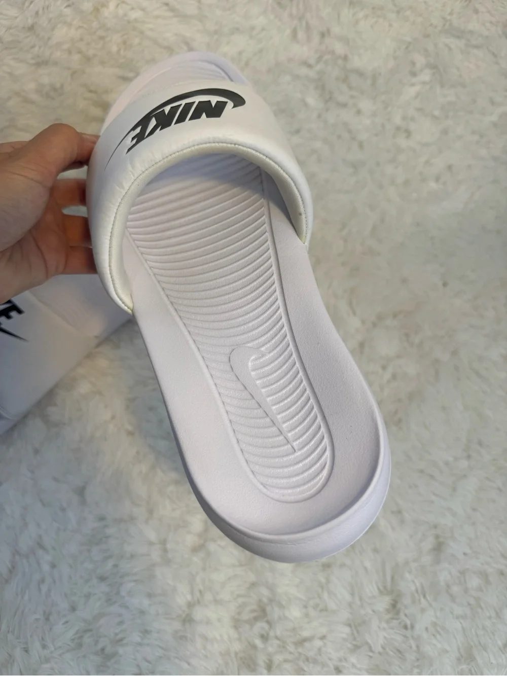 Men’s Nike slides size 11